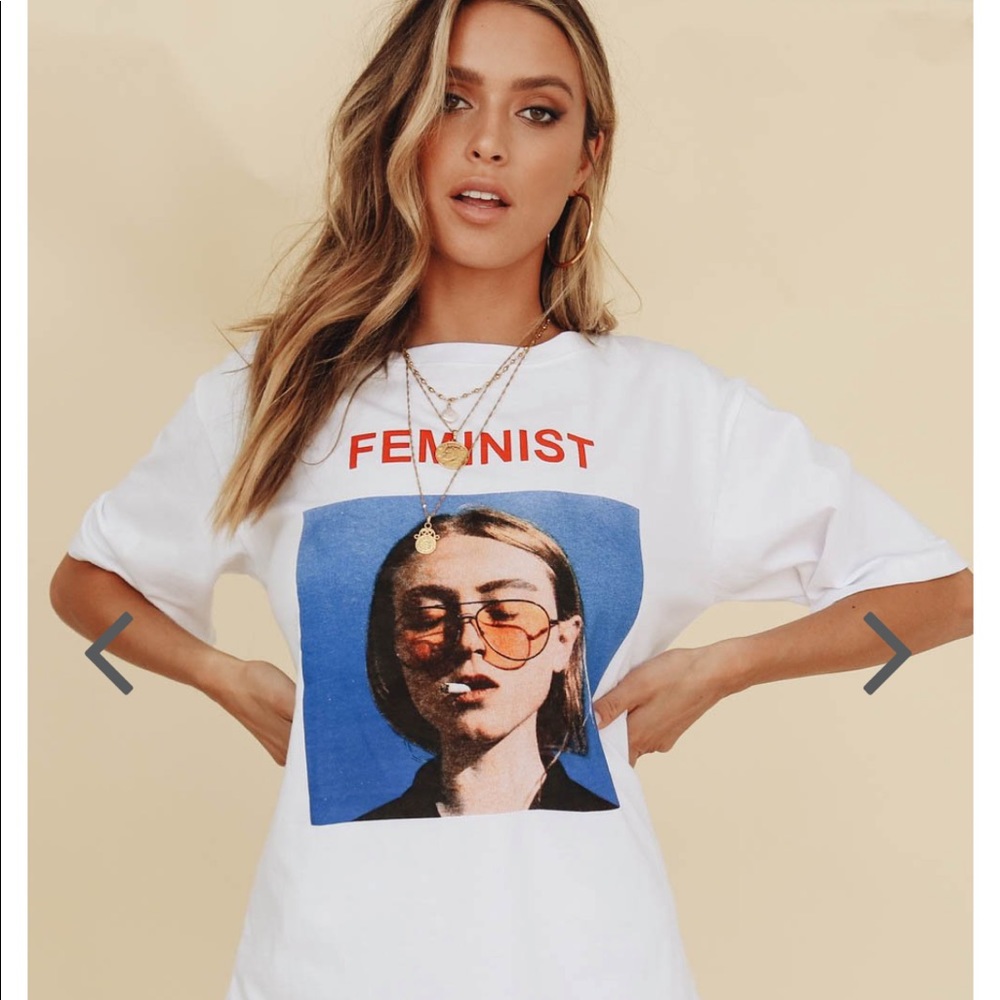 Verge girl feminist graphic tee